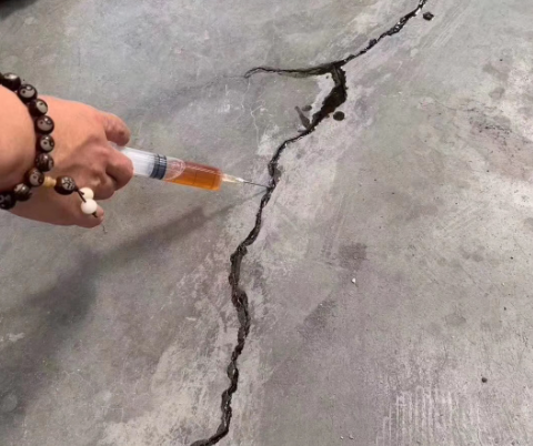 奉新混凝土裂缝修补技术详解​